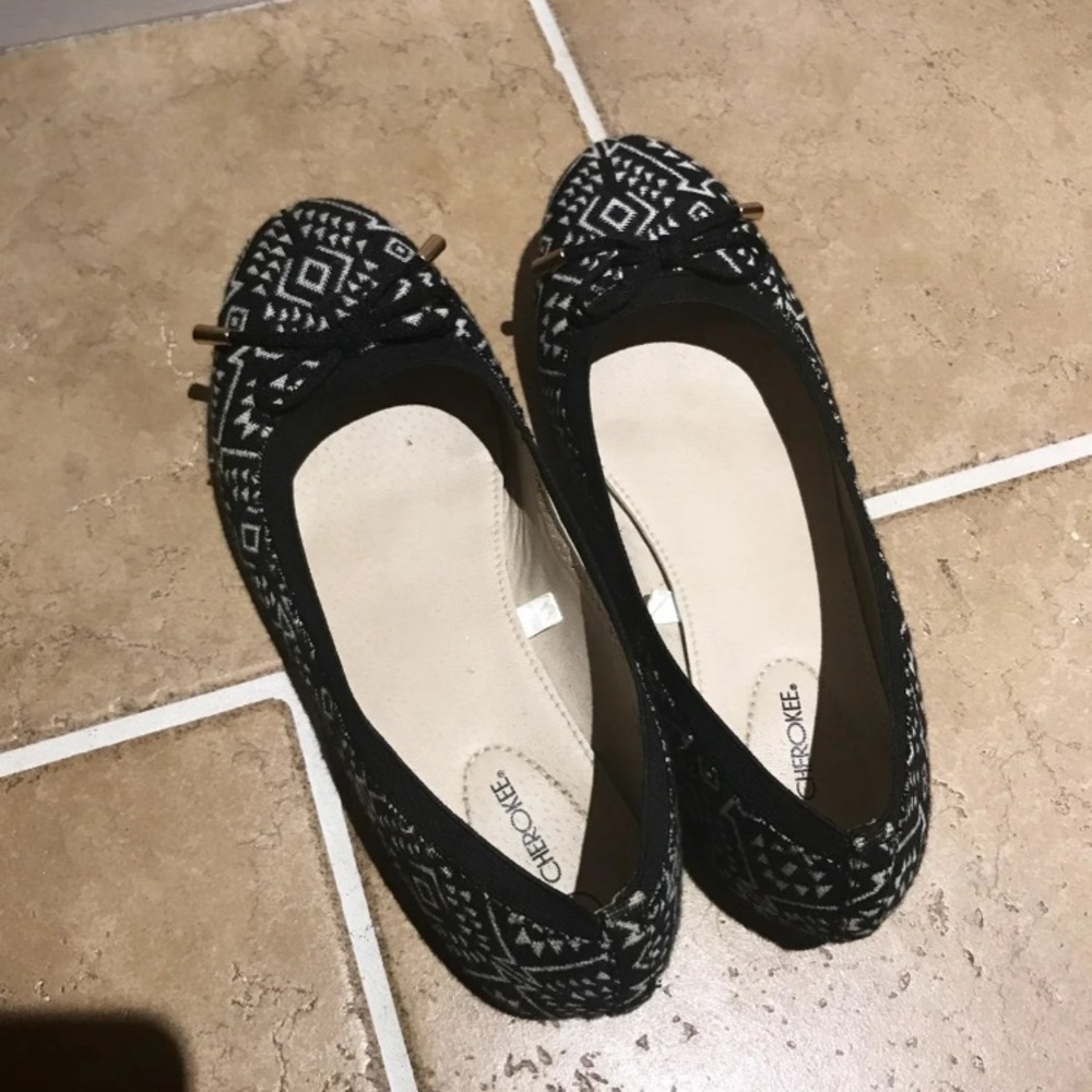 Girls Cherokee Flats